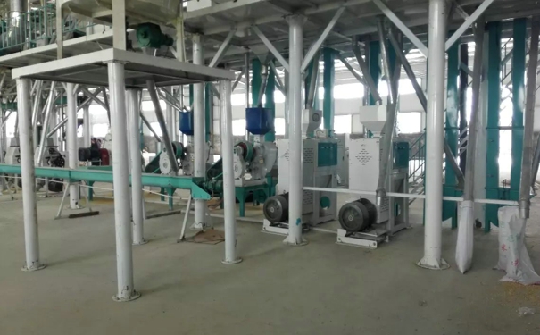 <a href=http://http://m.171km.com/product/6/ target=_blank class=infotextkey>玉米加工機(jī)械</a>