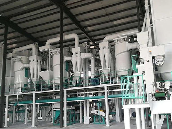 <a href=http://m.171km.com/product/ target=_blank class=infotextkey>玉米深加工設備</a>