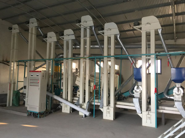 <a href=http://m.171km.com/product/6/ target=_blank class=infotextkey>玉米深加工機(jī)械</a>