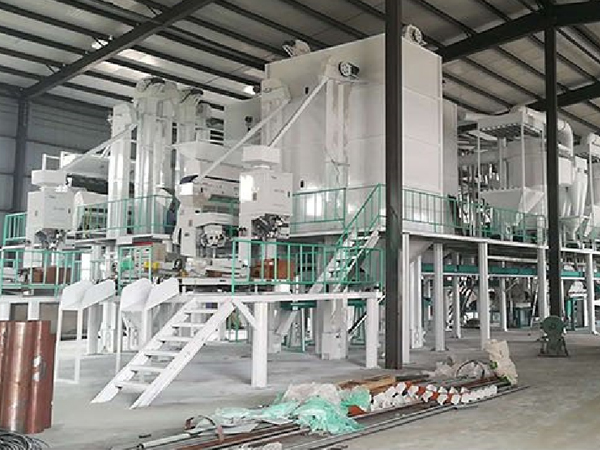 成套<a href=http://m.171km.com/product/ target=_blank class=infotextkey>玉米深加工設備</a>