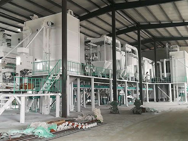 <a href=http://http://m.171km.com/product/6/ target=_blank class=infotextkey>玉米加工機械</a>